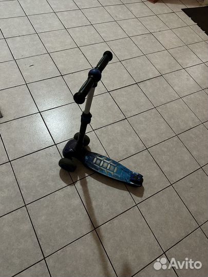 Самокат детский трехколесный