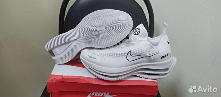 Кроссовки Nike Zoom Double Stacked