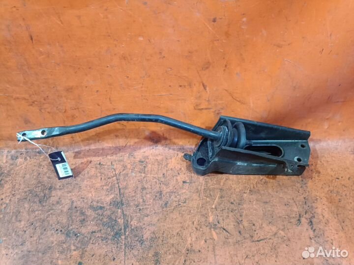 Реактивная тяга передняя левая Mitsubishi Pajero io H76W