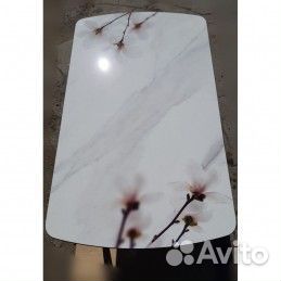 Стол обеденный