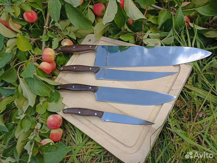 Набор кухонных ножей сталь D2