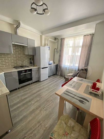 1-к. квартира, 47 м², 1/3 эт.