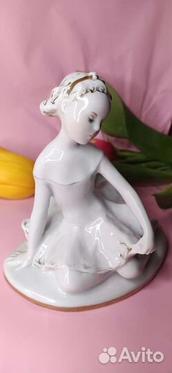 Статуэтка фарфоровая СССР юная Балерина лфз