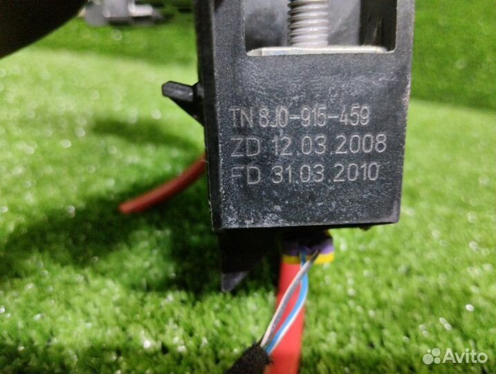 Клемма аккумулятора