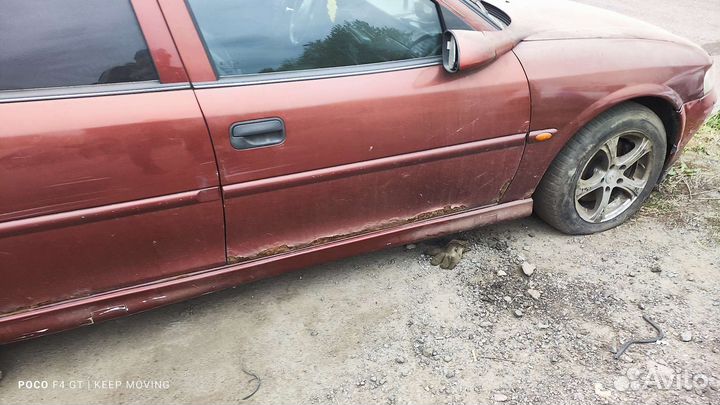 Запчасти на opel vectra B