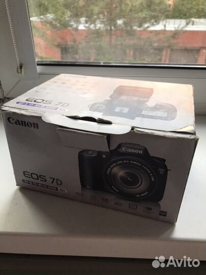 Камера - зеркальный фотоаппарат 7d body