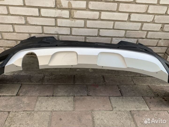 Задний бампер Renault Arkana