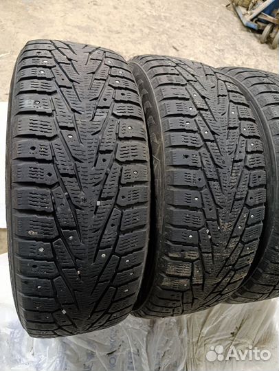 Nokian Tyres Hakkapeliitta 7 SUV 235/65 R17 108T