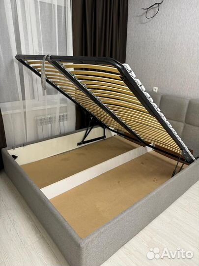 Кровать двухспальная 160 200 без матраса бу