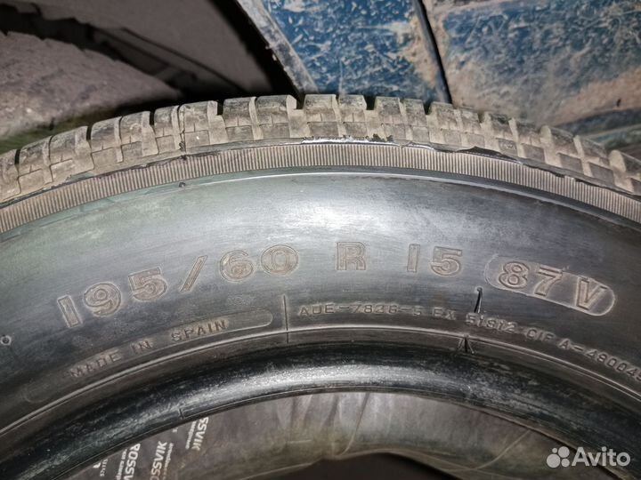 Firestone Firehawk 690 19.5/60 R15 87