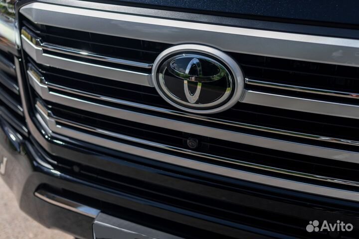 Toyota Land Cruiser 3.5 AT, 2023, 40 км