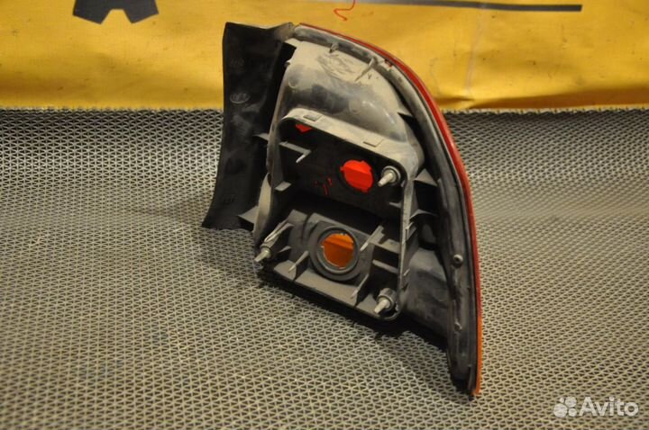 Фонарь задний левый honda civic ferio EK5