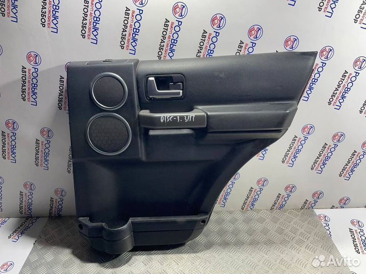 Обшивка двери Land Rover Discovery