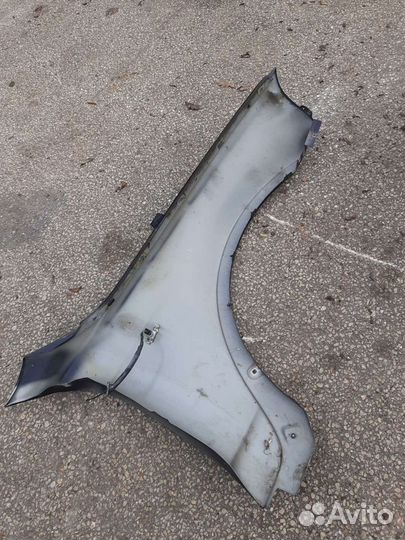 Крыло передние бмв х3 е83 2009г