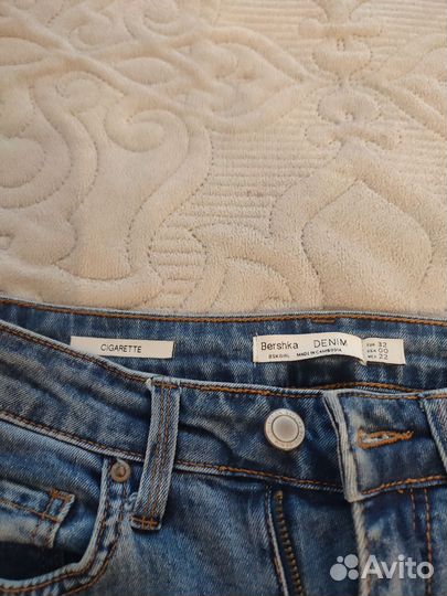 Джинсы Bershka