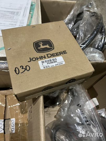 Запчасти на john deere