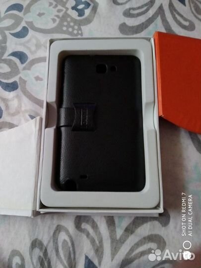 Чехол - книжка новый на Самсунг 9220