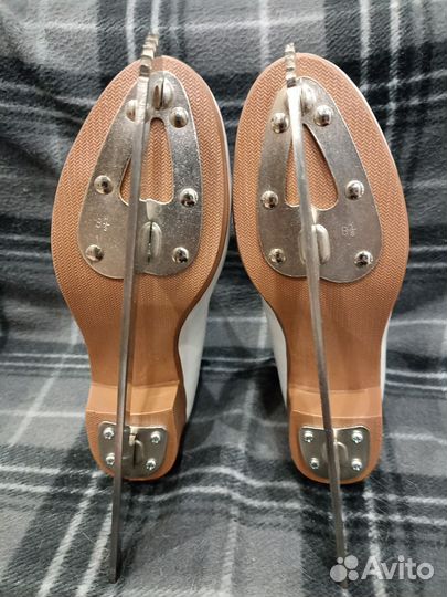 Коньки фигурные