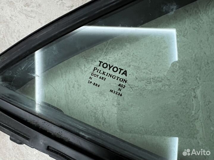 Форточка двери задней правой Камри V50, V55