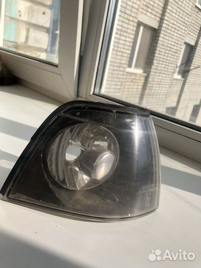 Поворотник на bmw 3 e36