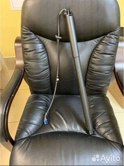 Амортизатор багажника для Mercedes X166 новый/ориг