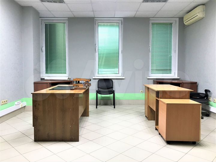 Офис с отдельным входом, 145.7 м²