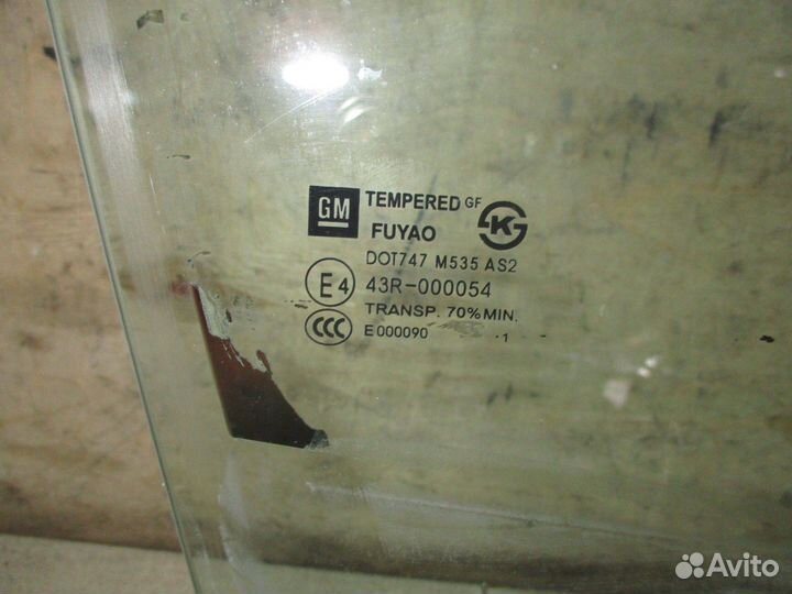 Стекло двери передней правой Chevrolet Spark 3
