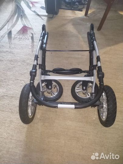 Детская коляска