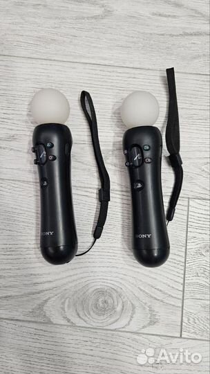 Sony PlayStation VR + Camera + 2 Move Controllers