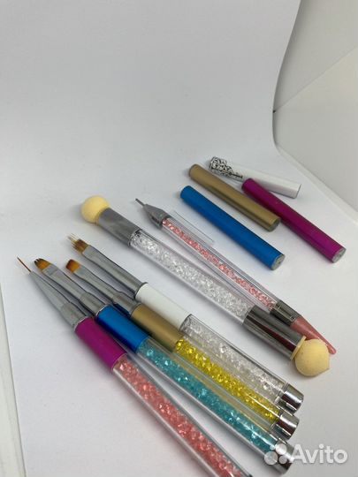 Для дизайна ногтей