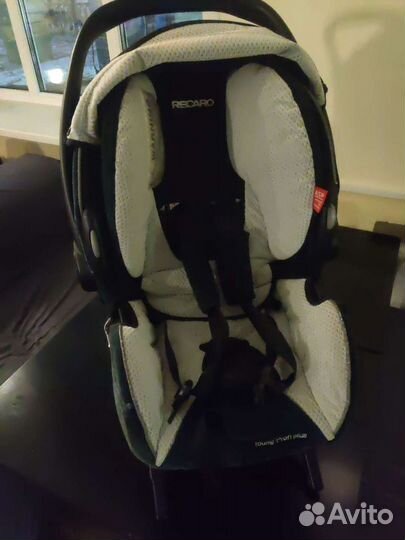 Детская кресло-люлька Recaro для авто