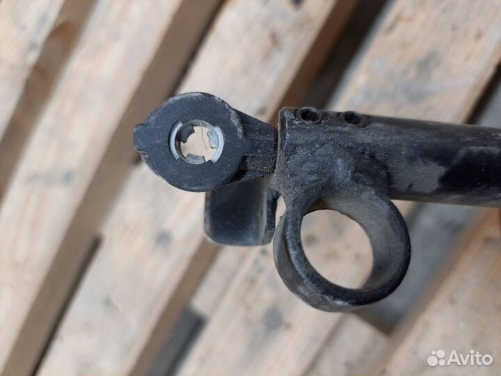 Трос кулисы кпп Ford Mondeo 3 рест. 2005 1307953