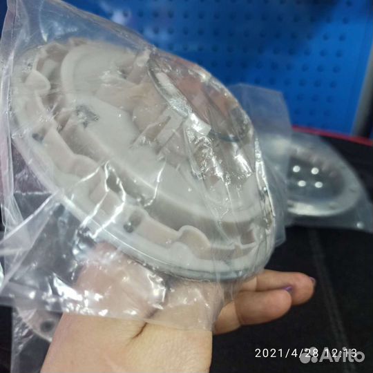 Заглушки диска Ауди 8D0601165K