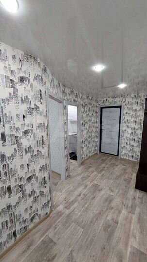 2-к. квартира, 56 м², 3/3 эт.