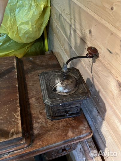 Мельница для специй ручная