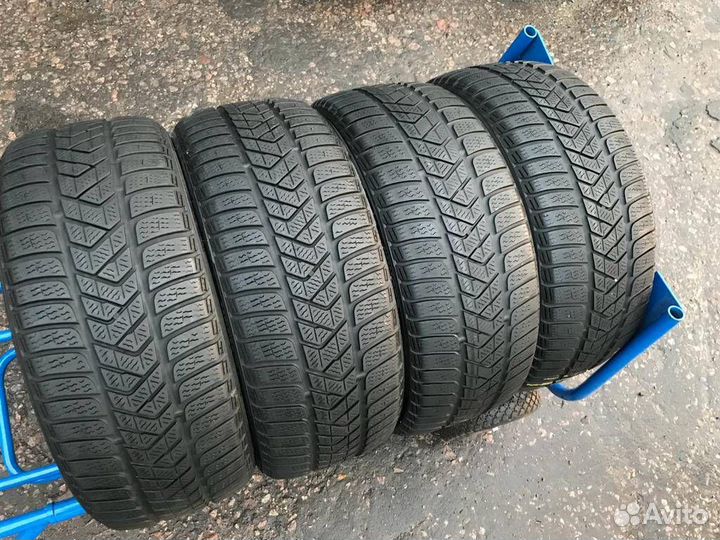 Pirelli Winter Sottozero 3 245/45 R18