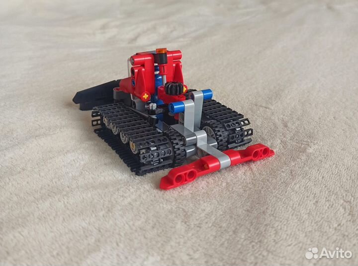 Lego Technic 42148 снегоуборщик