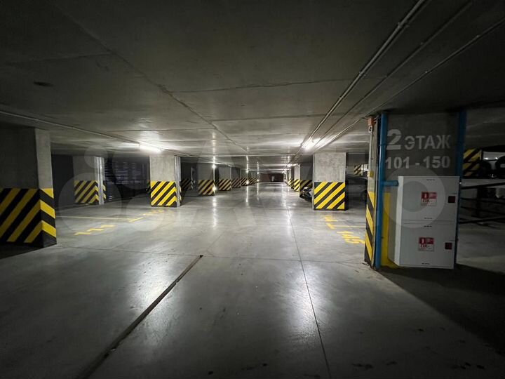 Машиноместо, 13 м²