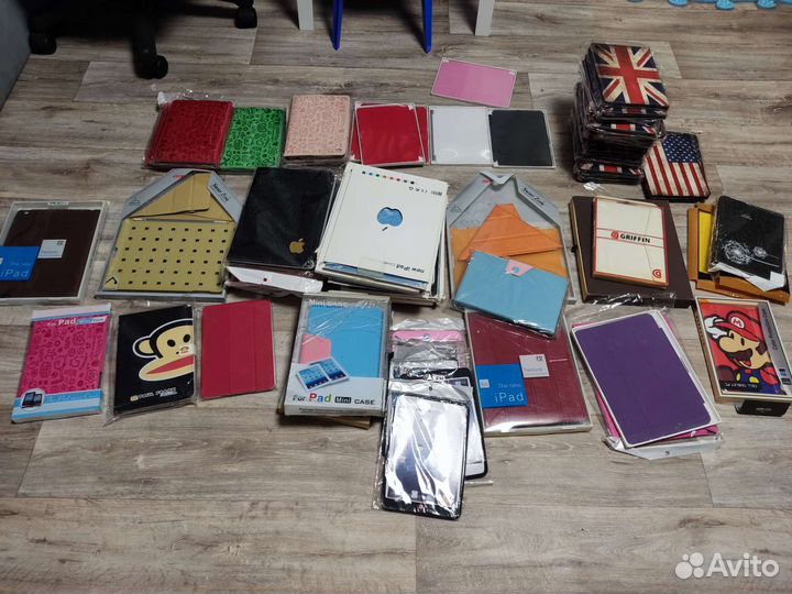 Чехлы для iPad 2/3/4 и mini. Цена за всю коробку