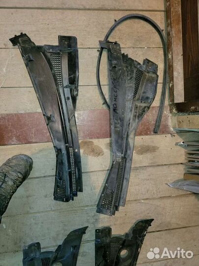 Жабо пластик на митсубиси лансер 9