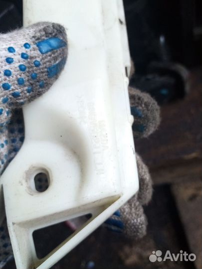 Кронштейн крепления бампера mazda 3 бк