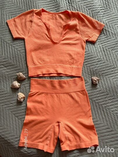 Спортивный костюм женский костюм 40 42 44