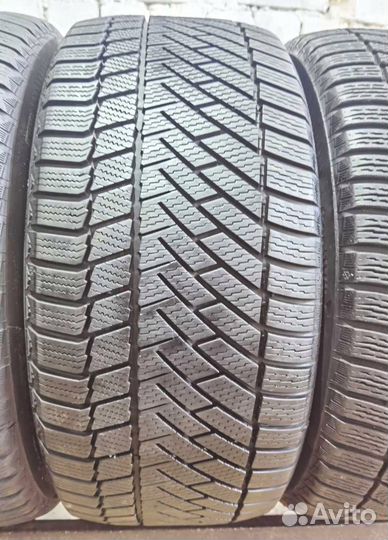 Continental ContiVikingContact 6 245/45 R17 88T