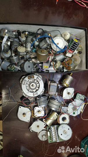 Двигатели от электрофонов, магнитофонов, шаговые