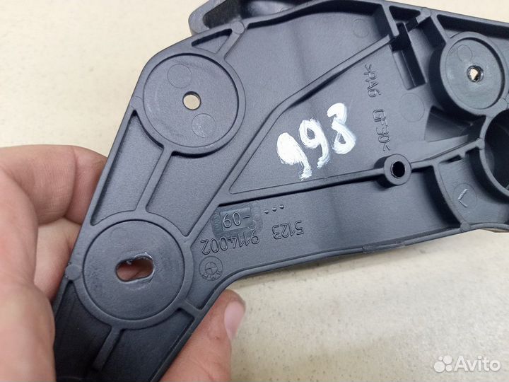 Ручка открывания капота 5-serie GT F07 2009-2016