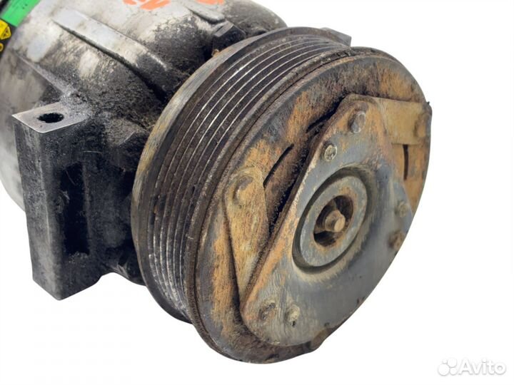 Компрессор кондиционера Opel Vectra B Omega B 1.8