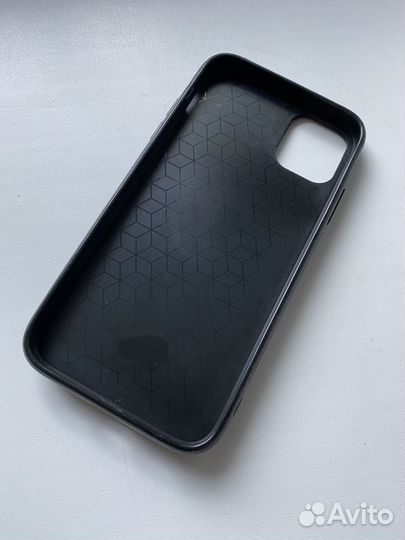 Чехол для iPhone 11 с кроссовком Nike