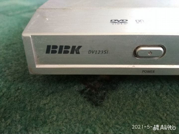 DVD плеер с караоке BBK DV123SI