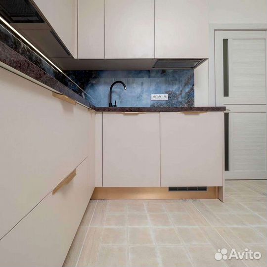 Встроенная кухня от производителя