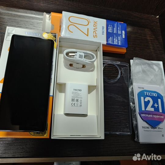 TECNO Spark 20 Pro+, 8/256 ГБ